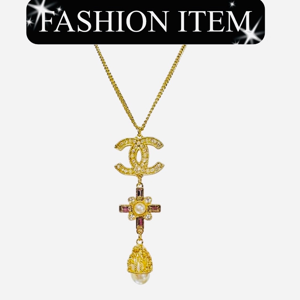 A-1FN-8: NECKLACE: Faux Pearls w/Monogram Encrusted Rhinestone Pendant, NWOT